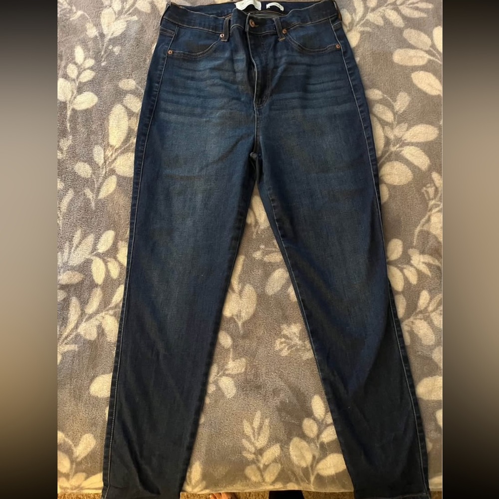 Celebrity Pink Dark Blue Jeans